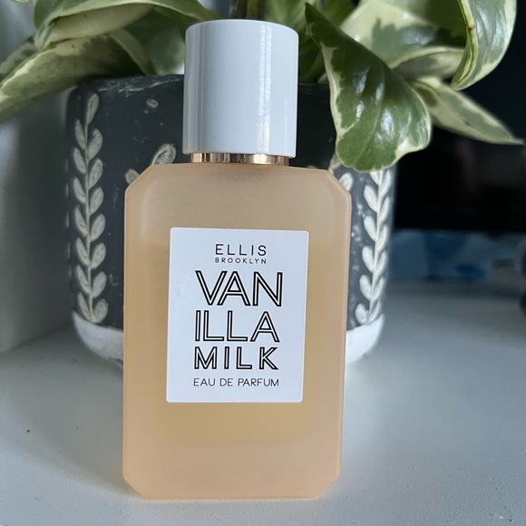 ***SOLD*** Ellis Brooklyn Vanilla Milk - Picture 1 of 1